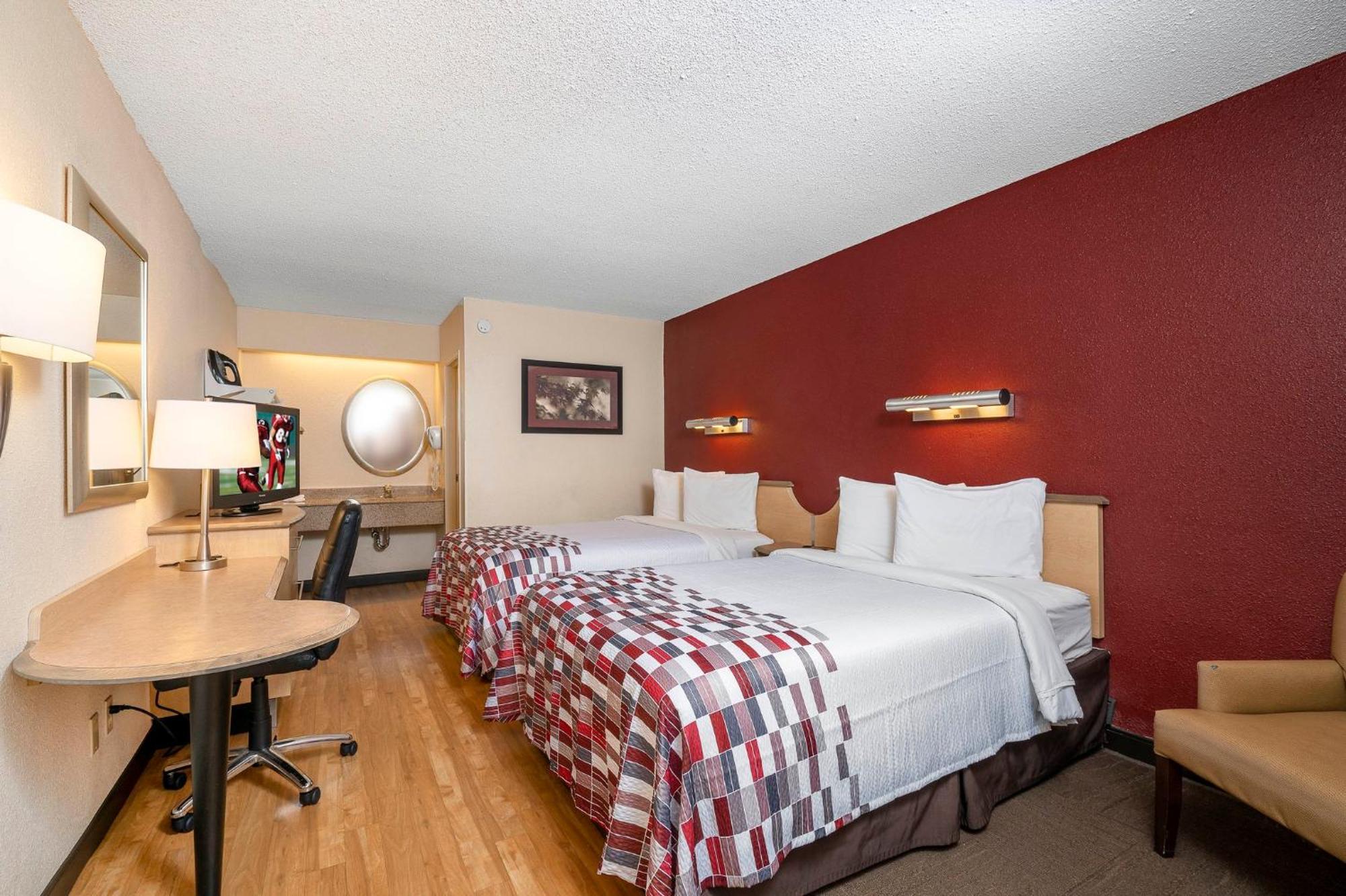 Red Roof Inn Cleveland - Mentor/ Willoughby Exterior photo