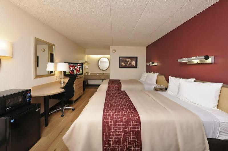 Red Roof Inn Cleveland - Mentor/ Willoughby Exterior photo